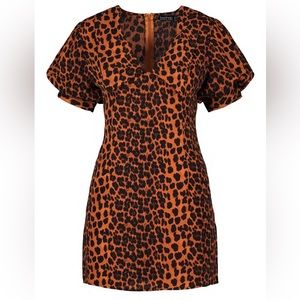 NWT Boohoo leopard print dress
